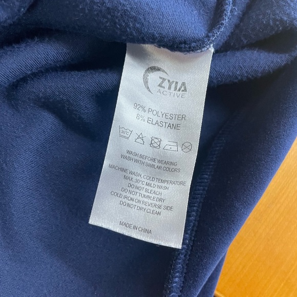 Zyia Active dark blue velour pullover sweatshirt top large - Picture 6 of 9